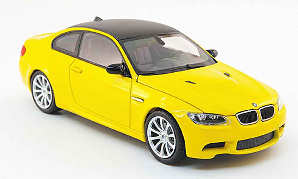 TRUESCALE MINIATURES 1/43 - BMW M3 M-Performance Touring (G81)